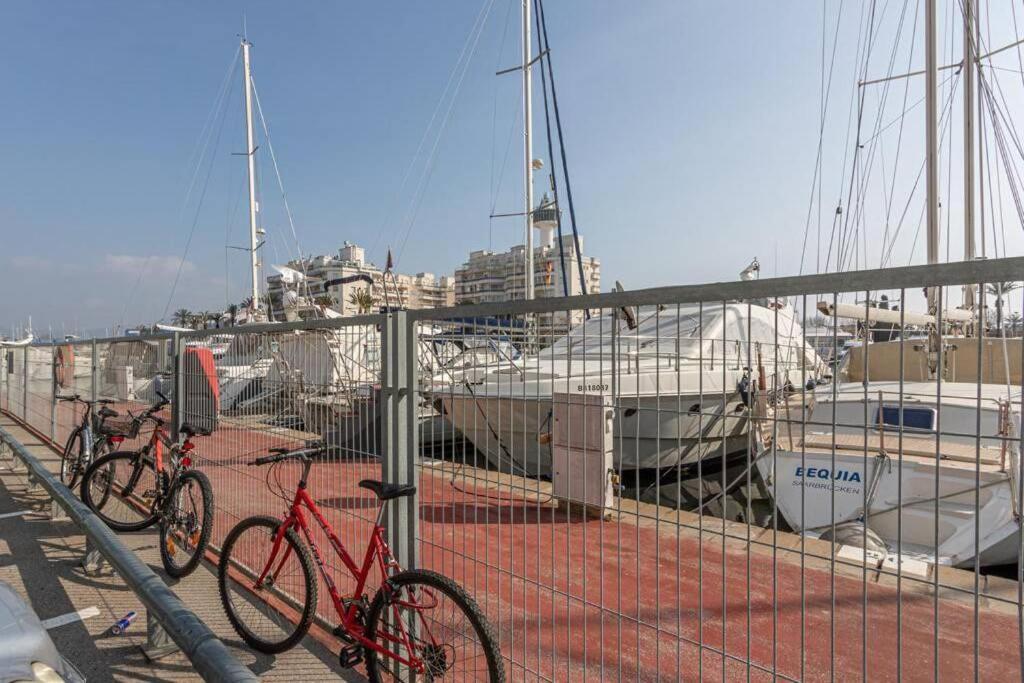 شقة Cn1-Zona Chic Club Nautico, Clima, 5 Minutos Andando De La Playa, Centro, Restaurantes إمبوريابرافا المظهر الخارجي الصورة