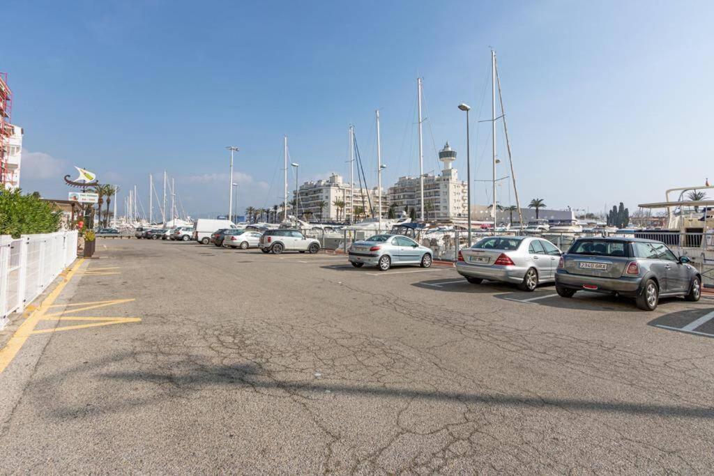 شقة Cn1-Zona Chic Club Nautico, Clima, 5 Minutos Andando De La Playa, Centro, Restaurantes إمبوريابرافا المظهر الخارجي الصورة