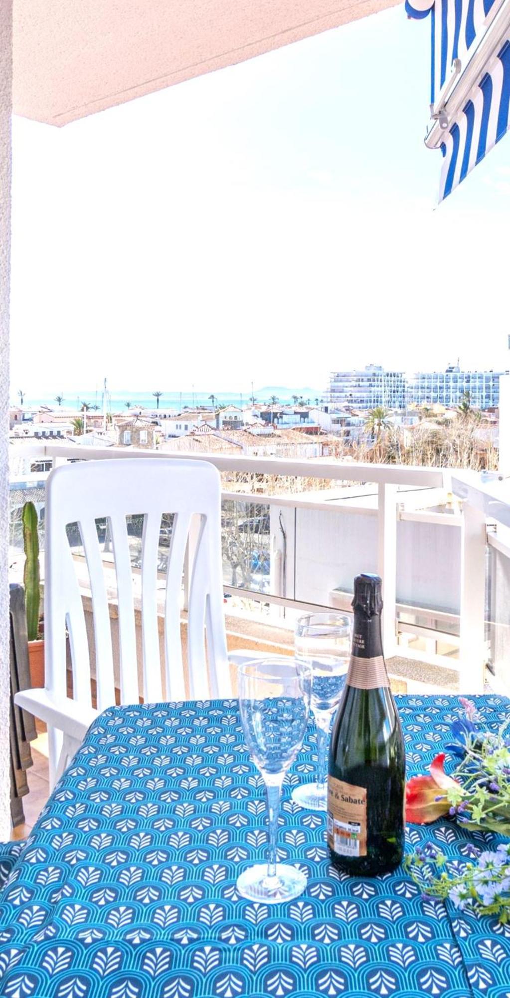 شقة Cn1-Zona Chic Club Nautico, Clima, 5 Minutos Andando De La Playa, Centro, Restaurantes إمبوريابرافا المظهر الخارجي الصورة