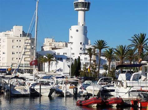 شقة Cn1-Zona Chic Club Nautico, Clima, 5 Minutos Andando De La Playa, Centro, Restaurantes إمبوريابرافا المظهر الخارجي الصورة